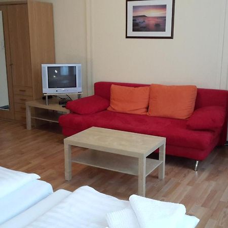 Landgasthof Schoenecke Wahrenholz Habitación foto